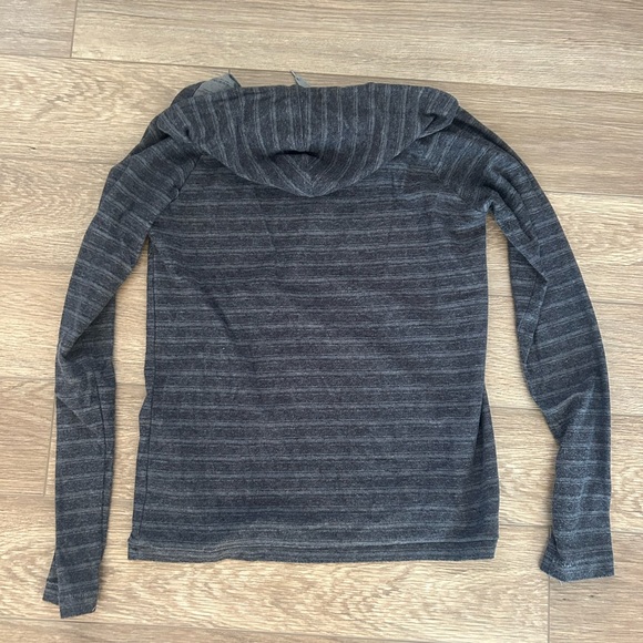 French Connection sweater - Picture 3 of 3